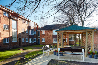 Photo showing the gardens at Telford Court